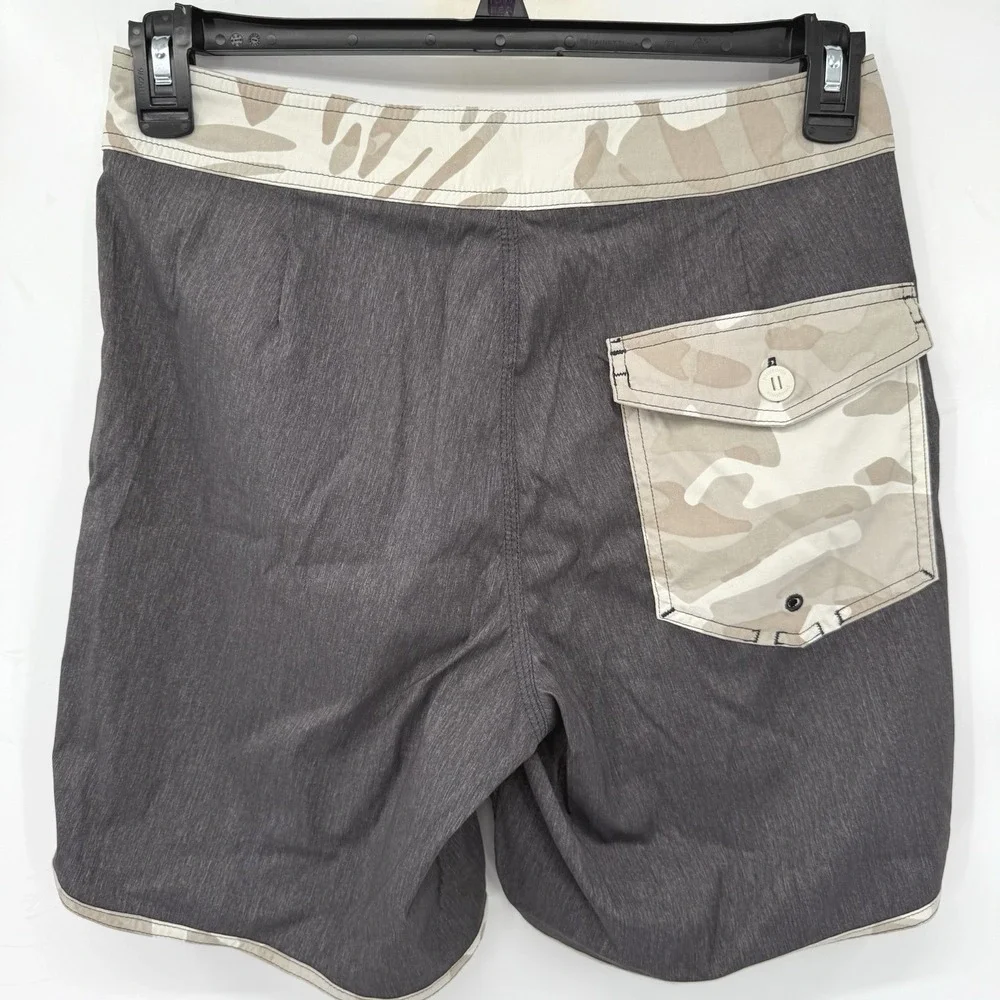 Patagonia Board Shorts Mens 29 Gray Scallop Hem Wavefarer Camo 86731 SP19